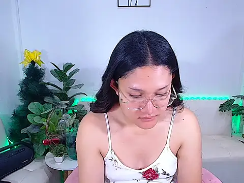 Snapshot of plysaithailand chatting on November 2025 03:34:02 PM plysaithailand online show from November 2025 03:34:02 PM