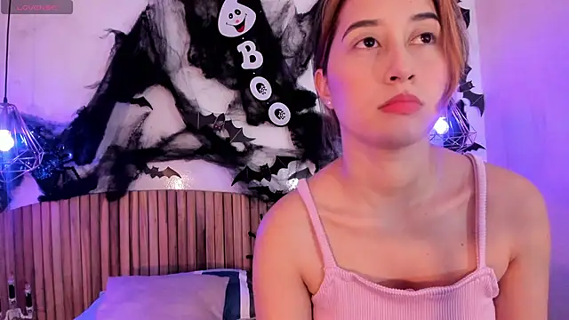 Snapshot of Abby_Sweet1_ chatting on October 2025 11:33:02 AM Abby Sweet1  online show from October 2025 11:33:02 AM