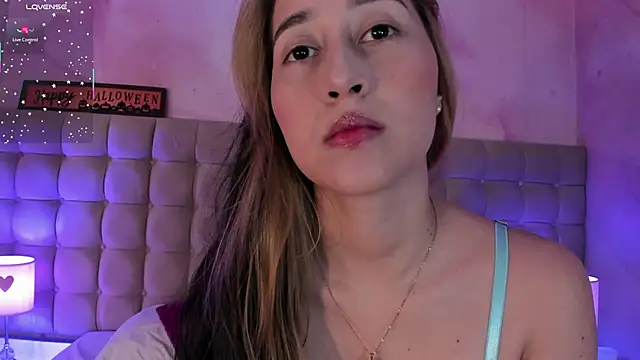 Snapshot of Abby_Sweet1_ chatting on October 2025 11:33:01 AM Abby Sweet1  online show from October 2025 11:33:01 AM