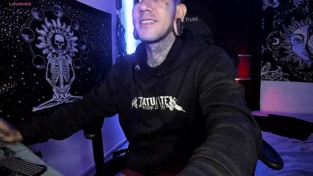 Snapshot of josh__ackerman chatting on March 2025 01:34:02 AM josh ackerman online show from March 2025 01:34:02 AM