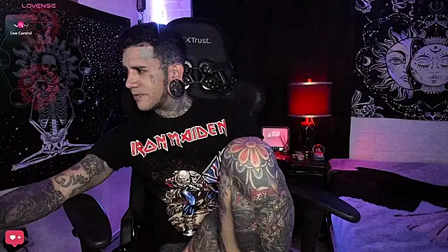 Snapshot of josh__ackerman chatting on March 2025 12:19:01 AM josh ackerman online show from March 2025 12:19:01 AM