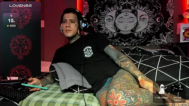 Snapshot of josh__ackerman chatting on April 2026 08:31:01 AM josh ackerman online show from April 2026 08:31:01 AM