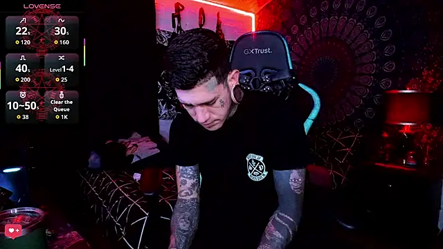 Snapshot of josh__ackerman chatting on September 2025 09:10:01 PM josh ackerman online show from September 2025 09:10:01 PM