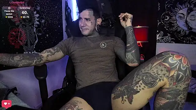 Snapshot of josh__ackerman chatting on March 2025 10:07:02 PM josh ackerman online show from March 2025 10:07:02 PM