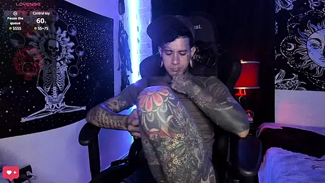 Snapshot of josh__ackerman chatting on March 2025 05:24:01 AM josh ackerman online show from March 2025 05:24:01 AM