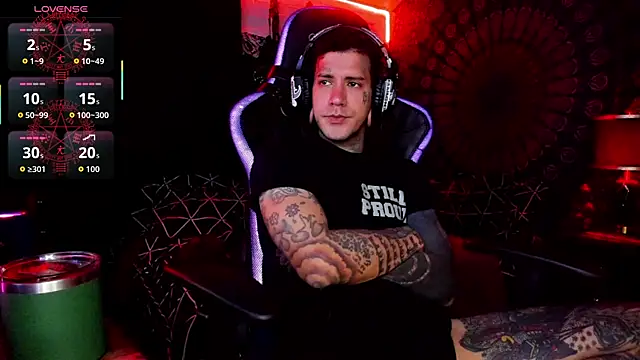 Snapshot of josh__ackerman chatting on October 2025 11:05:02 PM josh ackerman online show from October 2025 11:05:02 PM