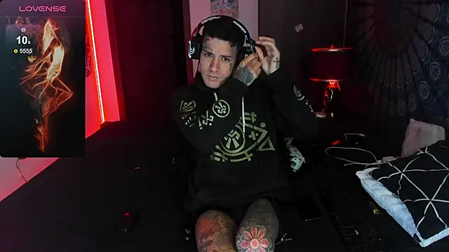 Snapshot of josh__ackerman chatting on December 2025 01:21:02 PM josh ackerman online show from December 2025 01:21:02 PM