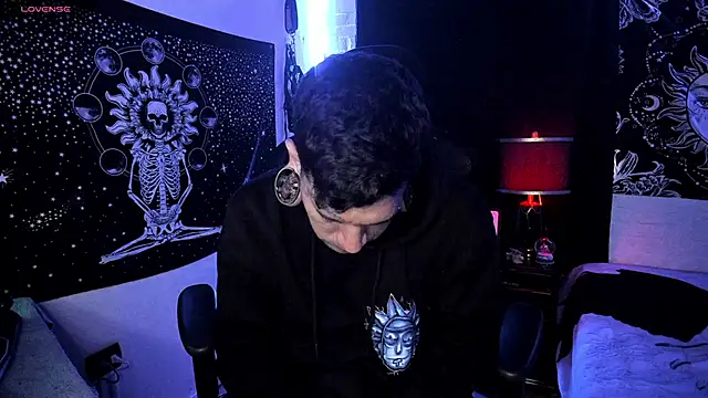 Snapshot of josh__ackerman chatting on March 2025 01:01:01 PM josh ackerman online show from March 2025 01:01:01 PM