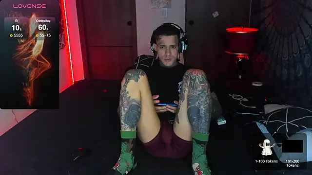 Snapshot of josh__ackerman chatting on December 2025 08:14:01 PM josh ackerman online show from December 2025 08:14:01 PM