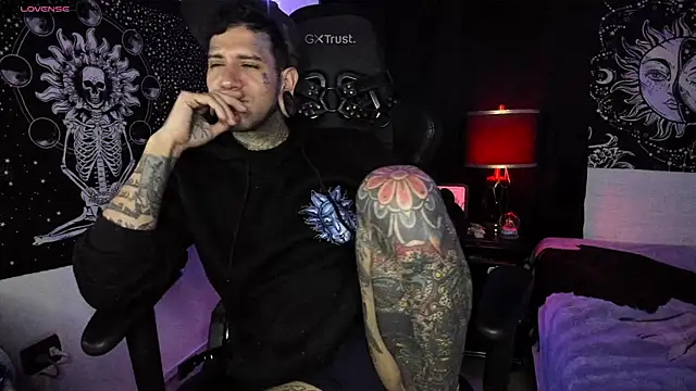 Snapshot of josh__ackerman chatting on March 2025 12:10:01 AM josh ackerman online show from March 2025 12:10:01 AM