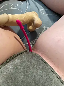 katcclovea online show from December 2025 04:35:01 AM