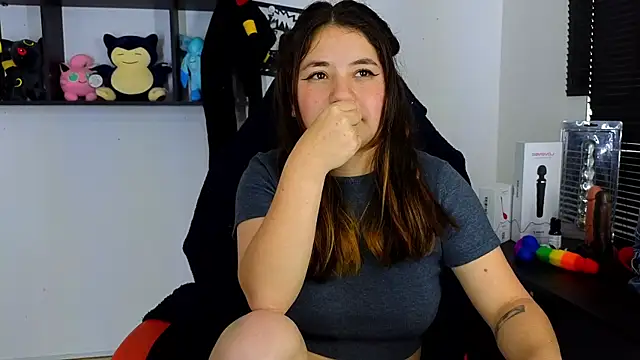 Snapshot of ann_bronw chatting on March 2025 07:25:02 PM ann bronw online show from March 2025 07:25:02 PM