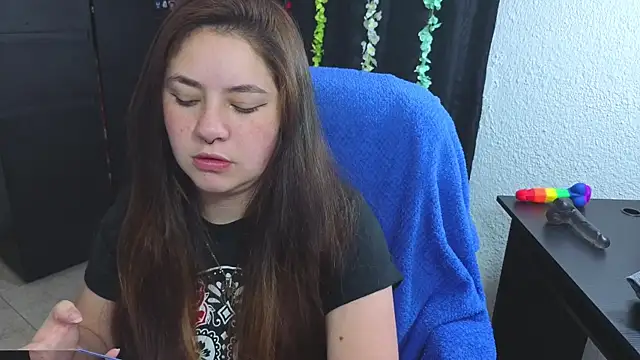 Snapshot of ann_bronw chatting on September 2025 01:27:01 PM ann bronw online show from September 2025 01:27:01 PM