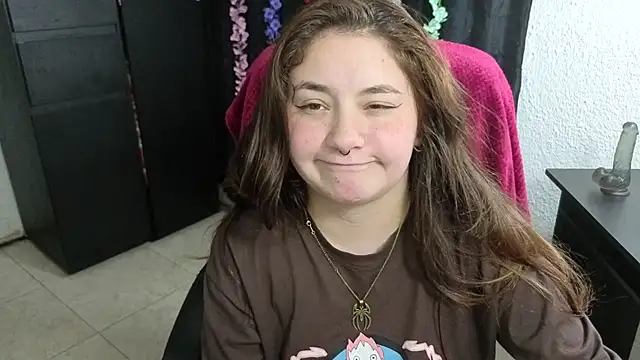 Snapshot of ann_bronw chatting on September 2025 01:50:01 AM ann bronw online show from September 2025 01:50:01 AM