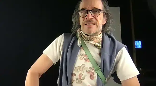 GioApri online show from February 2025 04:54:01 PM