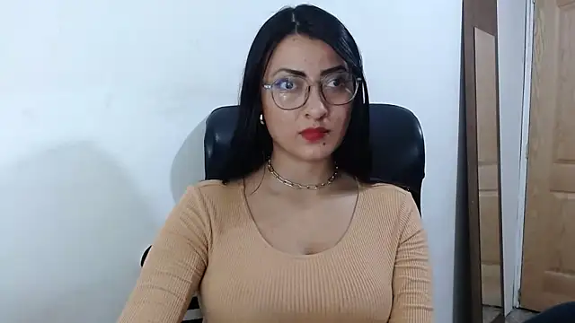 Snapshot of SavannaEvans001 chatting on September 2025 12:21:01 AM SavannaEvans001 online show from September 2025 12:21:01 AM