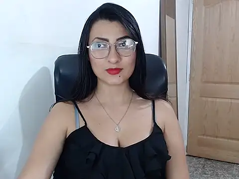 Snapshot of SavannaEvans001 chatting on September 2025 07:46:02 PM SavannaEvans001 online show from September 2025 07:46:02 PM