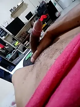 Snapshot of JamesQuaresma chatting on February 2025 12:09:02 AM JamesQuaresma online show from February 2025 12:09:02 AM