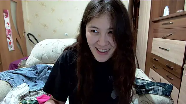 Riz girl online show from May 2026 12:47:02 AM