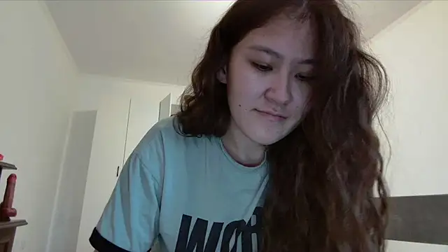 Snapshot of Riz_girl chatting on November 2025 11:15:02 AM Riz girl online show from November 2025 11:15:02 AM