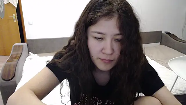 Snapshot of Riz_girl chatting on November 2025 05:38:02 PM Riz girl online show from November 2025 05:38:02 PM