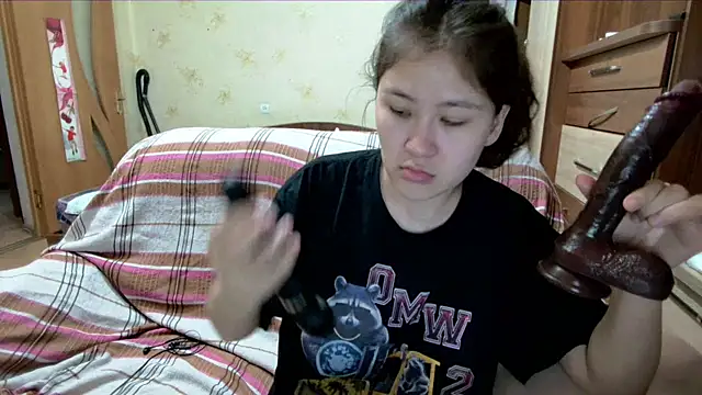 Riz girl online show from April 2026 02:24:01 PM