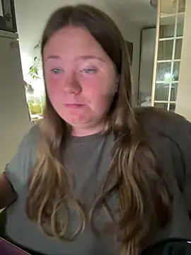 remirann  online show from September 2025 06:36:02 PM