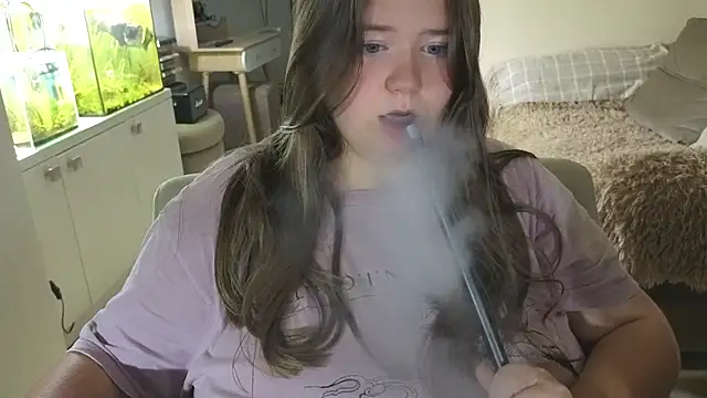 remirann  online show from November 2025 04:43:02 PM