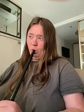 remirann  online show from March 2025 01:46:01 PM