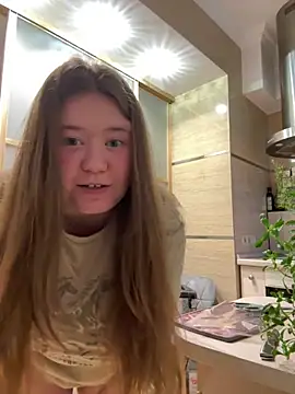 remirann  online show from January 2025 02:23:02 PM