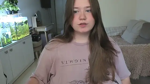 remirann  online show from September 2025 12:22:01 PM