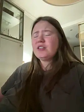 remirann  online show from March 2025 09:18:02 PM