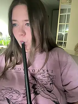 remirann  online show from February 2025 05:31:02 PM