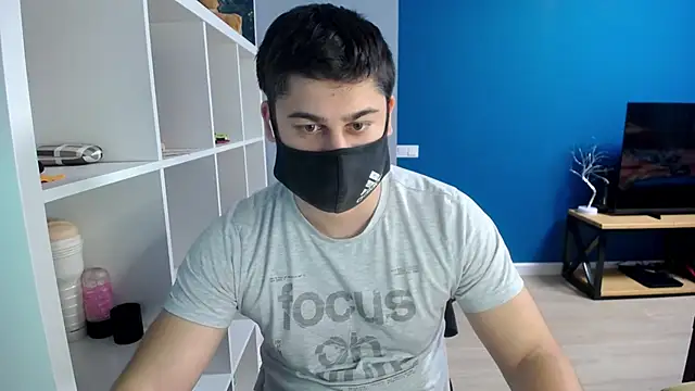 Tomguys online show from March 2025 07:20:02 PM