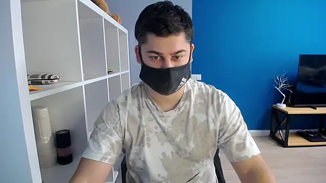 Tomguys online show from March 2025 07:24:01 AM
