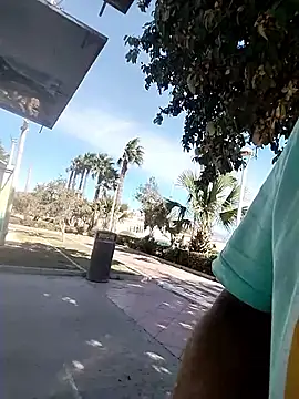 Snapshot of juandi21cm chatting on November 2025 12:32:01 PM juandi21cm online show from November 2025 12:32:01 PM