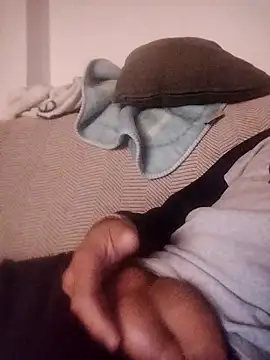 Snapshot of juandi21cm chatting on December 2025 11:18:02 PM juandi21cm online show from December 2025 11:18:02 PM