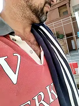 Snapshot of juandi21cm chatting on February 2026 03:01:01 PM juandi21cm online show from February 2026 03:01:01 PM