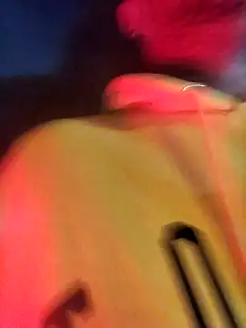 Snapshot of juandi21cm chatting on December 2025 05:57:05 PM juandi21cm online show from December 2025 05:57:05 PM