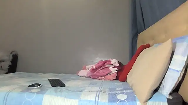 Sweetslender online show from June 2026 07:30:01 AM