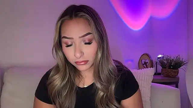 lustfulsmiles online show from May 2026 12:47:01 PM