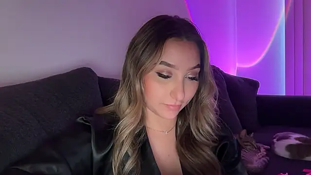 Snapshot of lustfulsmiles chatting on February 2026 04:07:02 PM lustfulsmiles online show from February 2026 04:07:02 PM