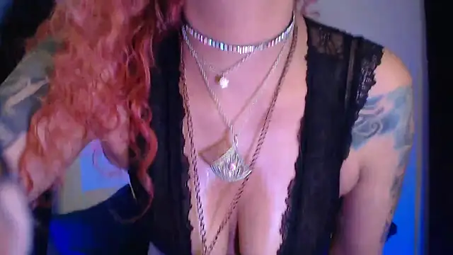 Agatha Tenebris online show from September 2025 07:09:02 PM