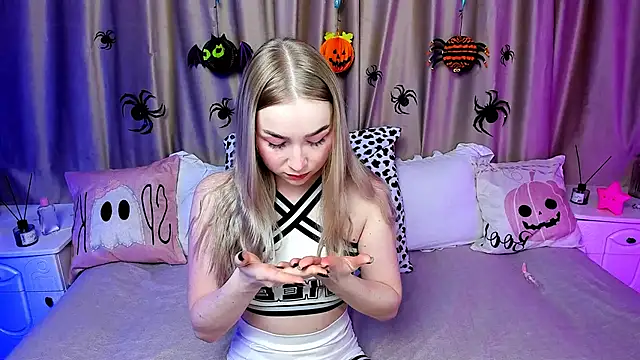 LilyStarlight online show from October 2025 03:29:02 AM
