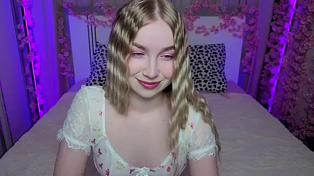 LilyStarlight online show from May 2026 03:43:01 AM