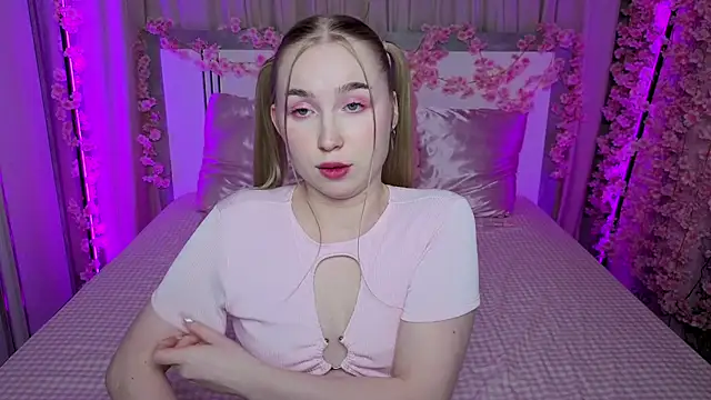 LilyStarlight online show from June 2026 06:52:02 AM