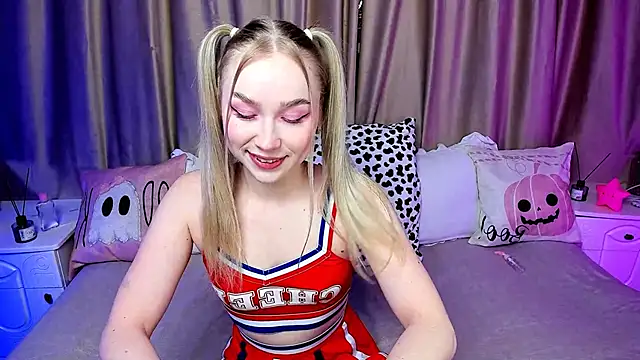 LilyStarlight online show from October 2025 03:29:02 AM