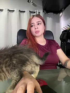 Marie Castelzc online show from February 2025 03:58:02 PM