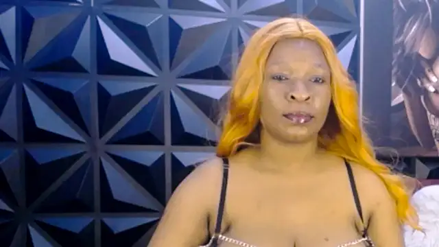 Ebonyfancyface online show from November 2025 05:50:02 PM