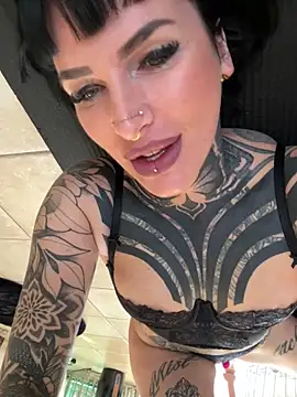 InkedBiitch online show from March 2025 07:02:01 AM